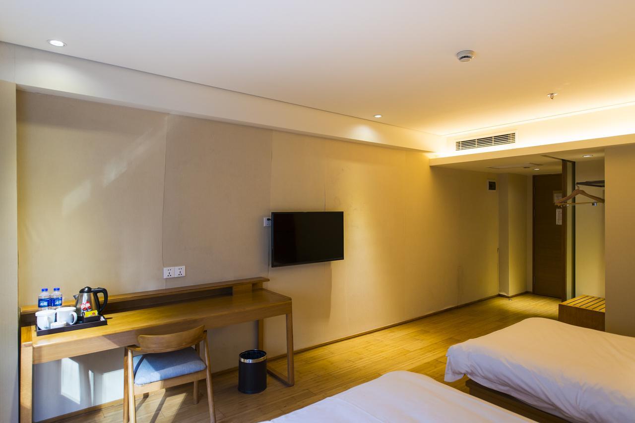 Ji Hotel Shanghai Hongqiao Airport Huqingping Highway Экстерьер фото