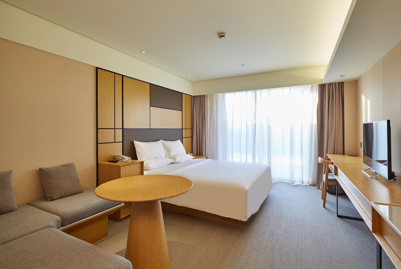 Ji Hotel Shanghai Hongqiao Airport Huqingping Highway Экстерьер фото